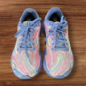 Brooks Women's Adrenaline GTS 22 Unity Running Shoes Tye Dye, Size 10